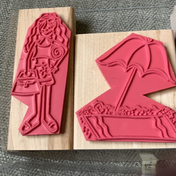 Beach Babe S728 stamp set - Picture 4 of 8